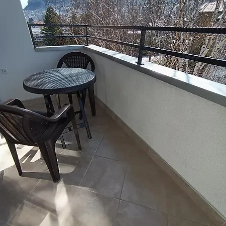 Stan Na Dan E&E Apartment Visoko Exterior photo